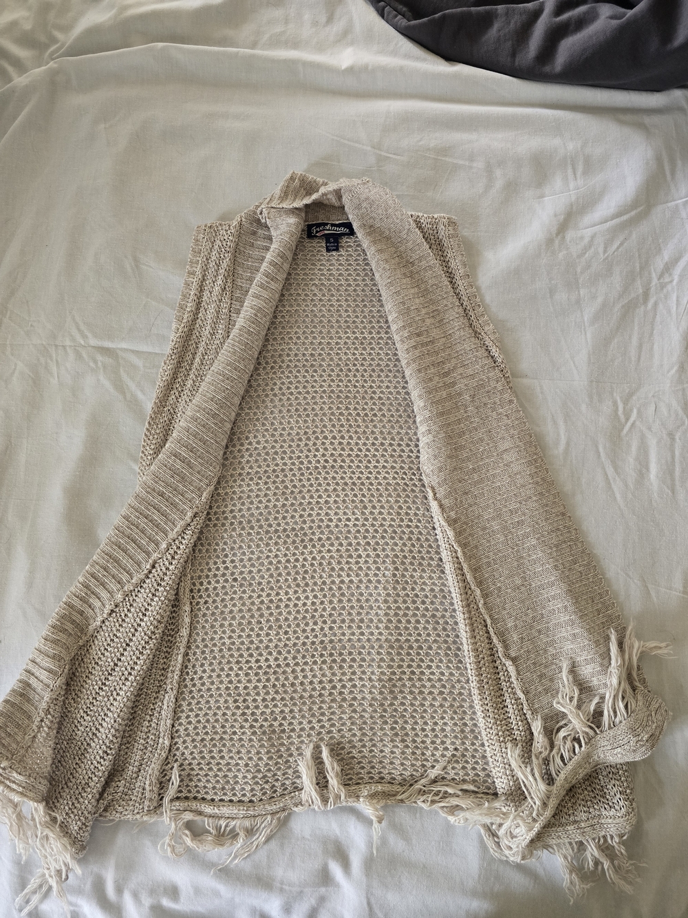 Freshman 1996 Beige Open-Front Knit Fringe Women's Sweater Vest